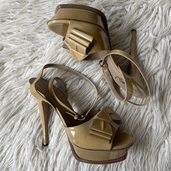 YVES SAINT LAURENT RIVE GAUCHE Patent Leather Beige Slingback Platform Sandal 39 - Picture 4 of 12